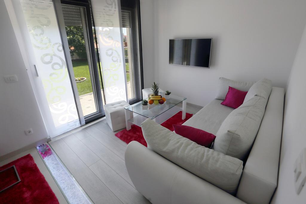 Apartments Taratta 1 Trogir Exteriör bild