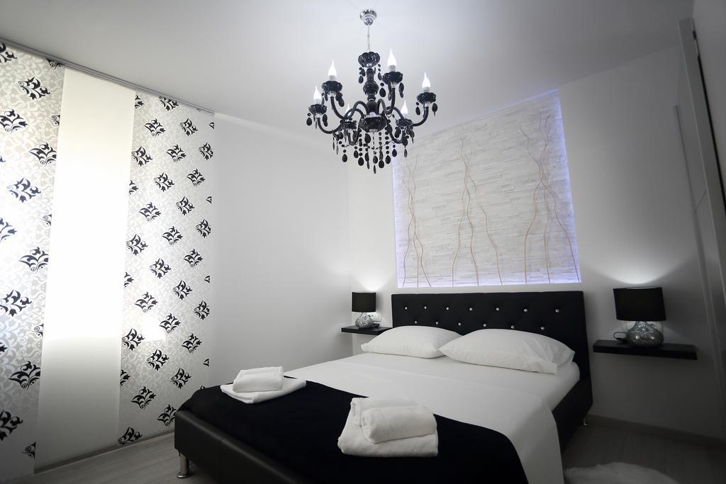Apartments Taratta 1 Trogir Exteriör bild